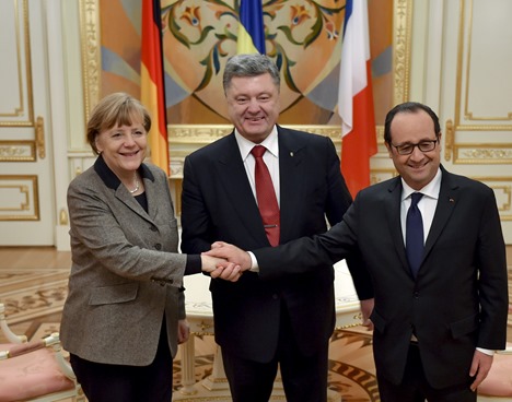 Олланд, Меркель и Порошенко прилетели в Минск