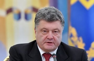 Порошенко назвал три сценария РФ по уничтожению Украины