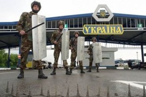 Пограничники задержали 19 грузовиков с контрабандой для “ДНР” и “ЛНР”