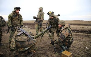 Бойцы “Азова” прицельным огнем уничтожили танк боевиков