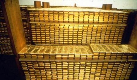 Золотовалютные резервы в феврале сократились на 12%