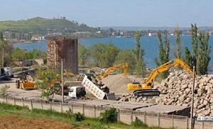 В Крыму началось строительство моста через Керченский пролив (ФОТО)