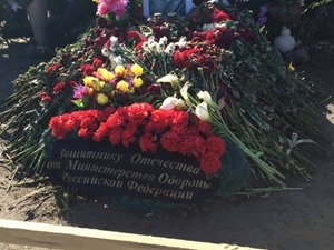 Российские блогеры нашли три свежие могилы тамбовских спецназовцев 