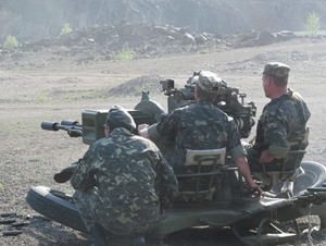 В зоне АТО украинские военные испытали фортификационное сооружение МВД-2