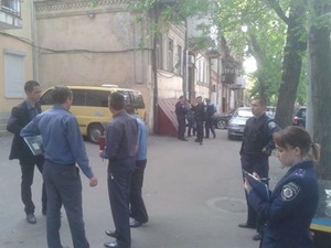 В Одессе неизвестные пытались взорвать офис партии «Свобода»