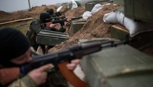 Под Широкино бойцы “Азова” уничтожили штаб боевиков и 2 колонны техники