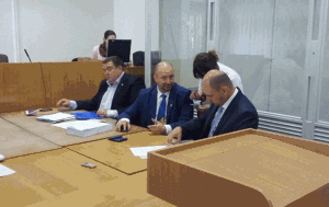 Суд определил Мельничуку залог в 300 тысяч гривен
