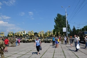В Мариуполе площадь павшего Ленина переименовали в площадь Свободы