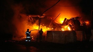 В элитном районе Киева возник масштабный пожар 