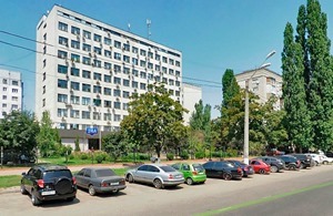 В Одессе с крыши Апелляционного суда выбросился сотрудник учреждения
