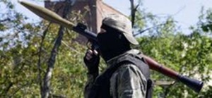 На Луганщине боевики перебили железнодорожный путь и разрушили 6 домов