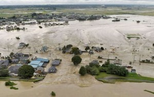 В Японии из-за наводнения эвакуируют около 150 тыс. человек
