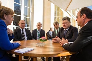 Порошенко: никаких соглашений в Париже не подписано