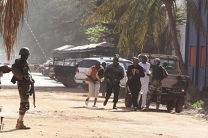 Власти Мали ввели чрезвычайное положение из-за терактов 