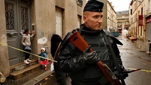 Во Франции неизвестные захватили заложников 