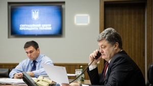 Порошенко требует отмены псевдовыборов боевиков на Донбассе