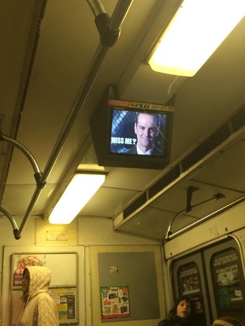 Хакеры взломали мониторы киевского метро, разместив снимок Мориарти