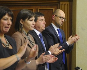 ВР не смогла отправить правительство Яценюка в отставку