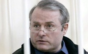 Суд досрочно освободил депутата-убийцу Лозинского