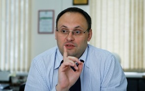 Аваков объявил в розыск соратника Януковича Владислава Каськива