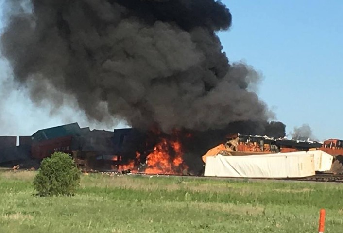 В Техасе столкнулись два грузовых поезда: опубликованы фото